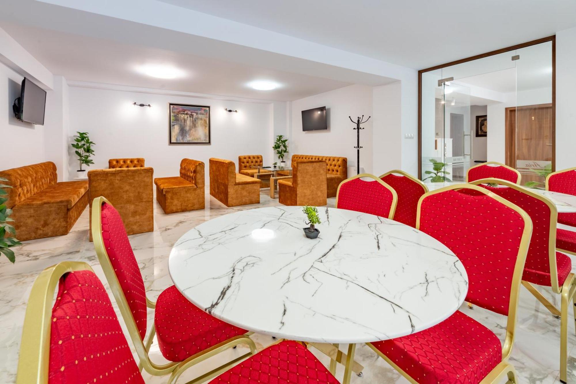 Ариа Hotel Veliko Turnovo Bagian luar foto