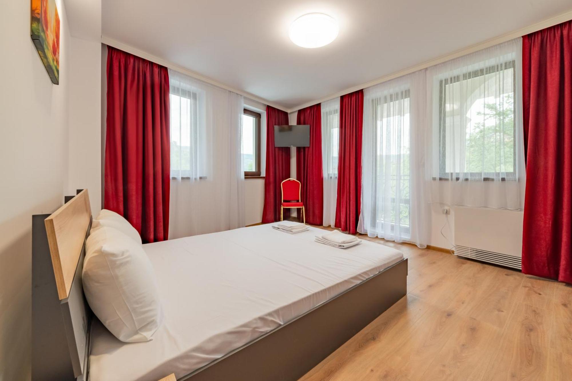 Ариа Hotel Veliko Turnovo Bagian luar foto